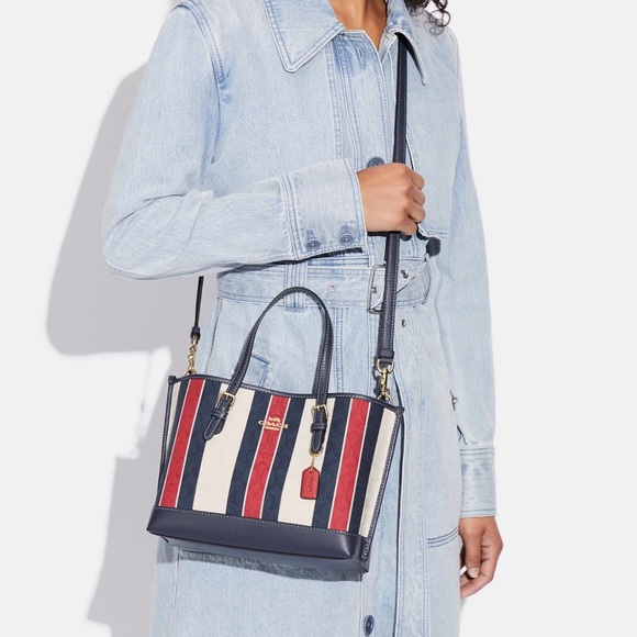 NWT💃Coach Mollie Tote 25 In Signature Jacquard With Stripes - Picture 10 of 13
